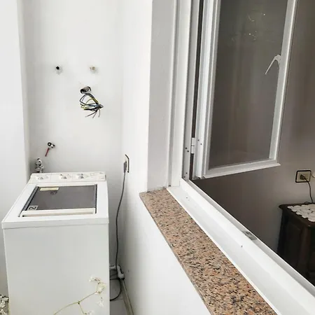 Comfortable In Vivero With Balcony * San Pedro de Viveiro