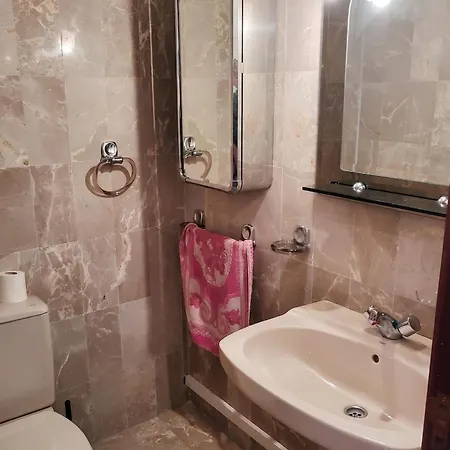 Comfortable In Vivero With Balcony * San Pedro de Viveiro