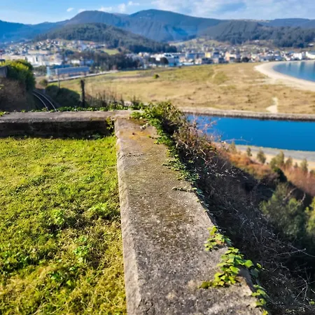 Comfortable In Vivero With Balcony * San Pedro de Viveiro